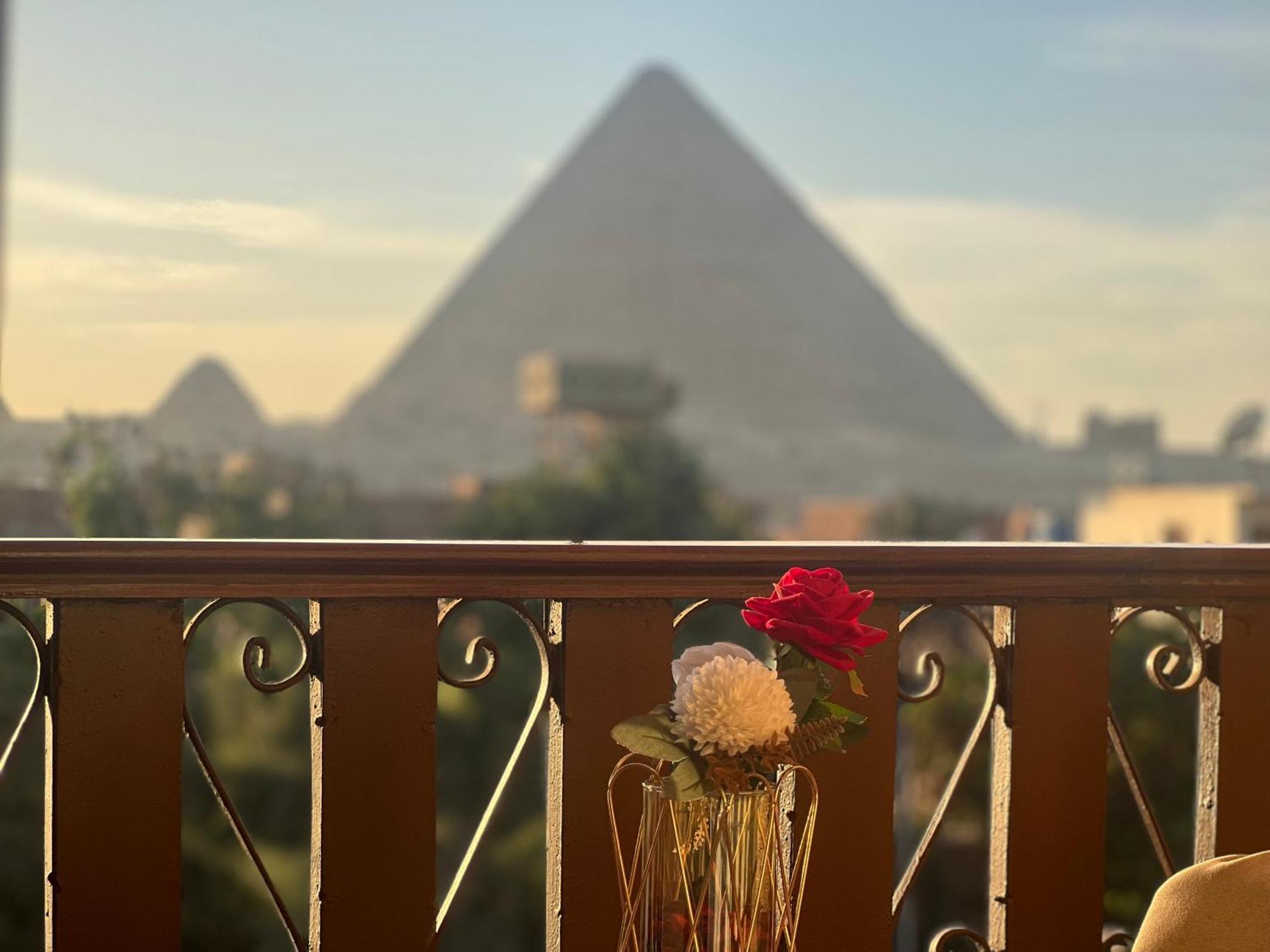 Flower Pyramids Inn Kafret el-Gabal Esterno foto