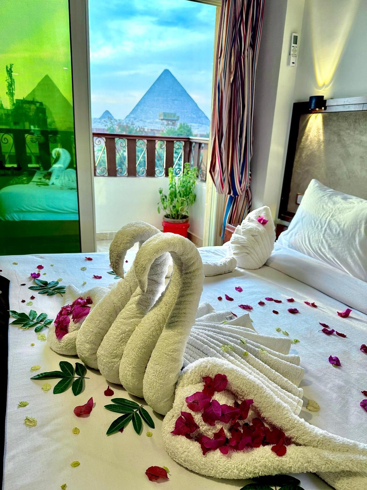 Flower Pyramids Inn Kafret el-Gabal Esterno foto