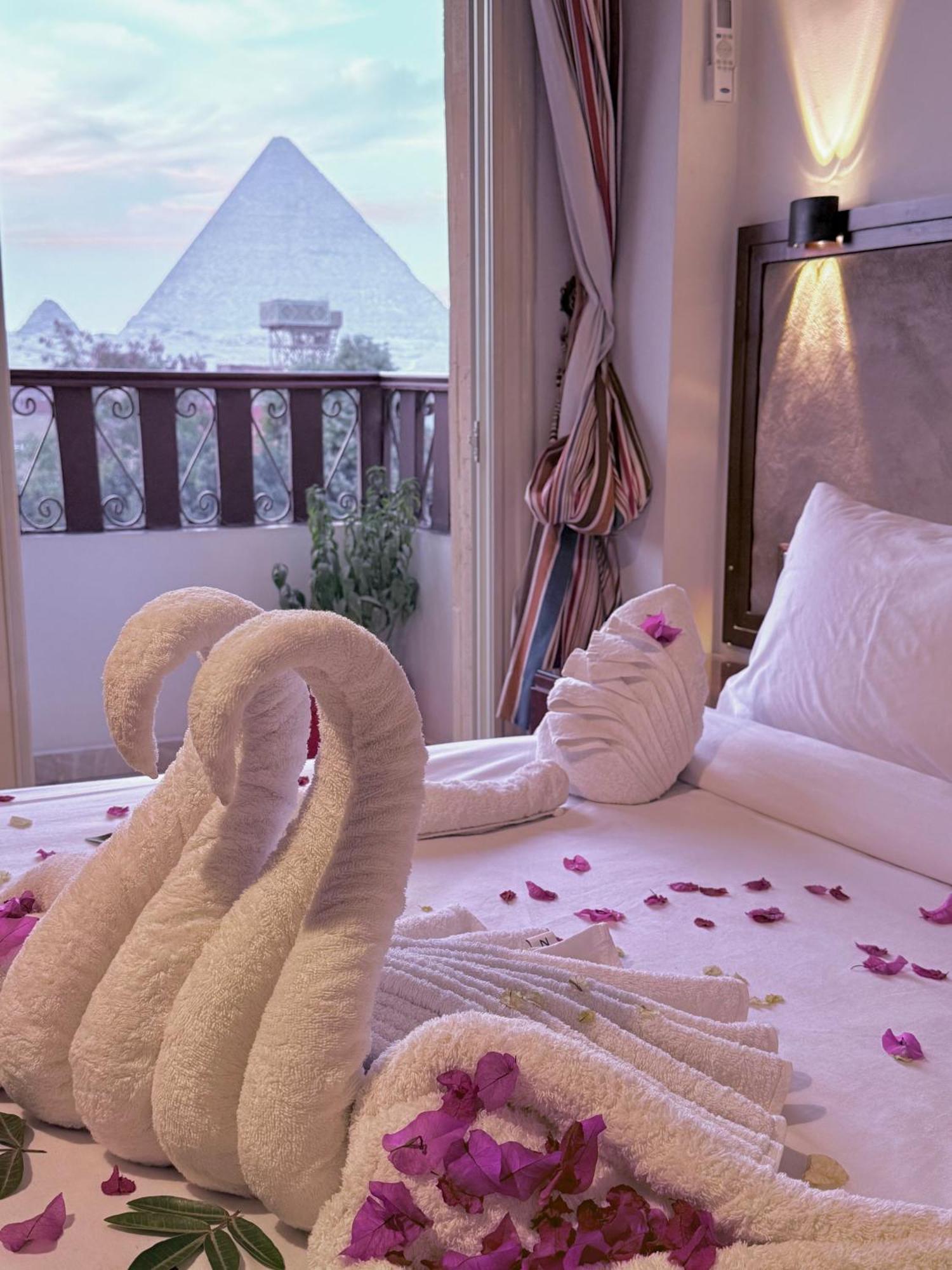 Flower Pyramids Inn Kafret el-Gabal Esterno foto